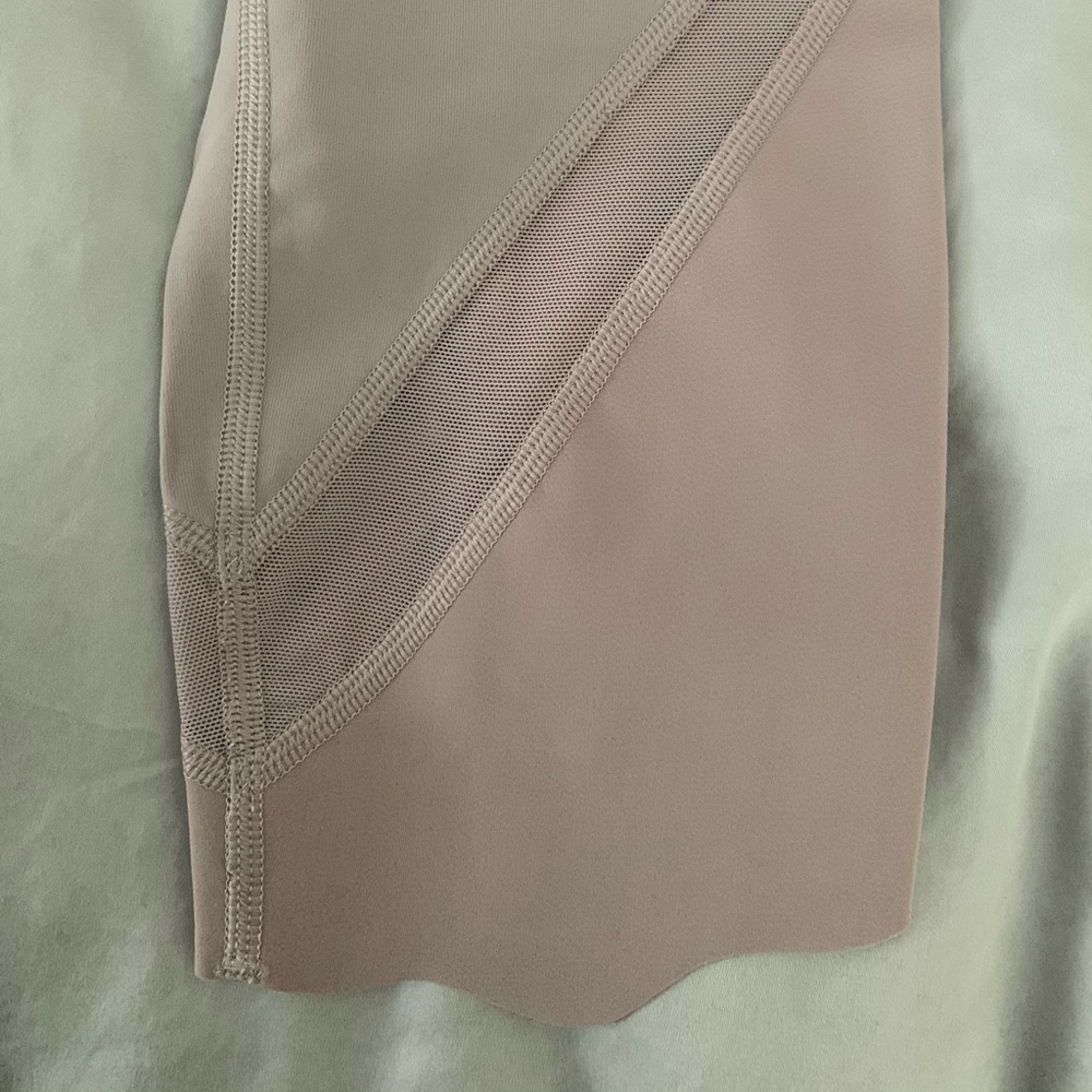 Lululemon Wunder Under Roll Down Crops - image 3